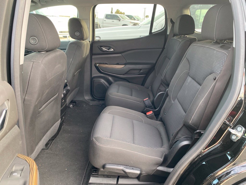 Used 2023 GMC Acadia SLE w/ Elevation Edition FWD image 8