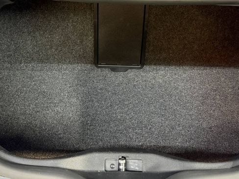 Used 2009 Volkswagen Beetle Convertible FWD image 29