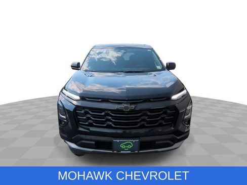 Certified 2025 Chevrolet Equinox LT w/ Safety and Technology Package AWD/4WD image 3