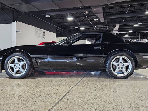 Used 1994 Chevrolet Corvette Convertible image 5