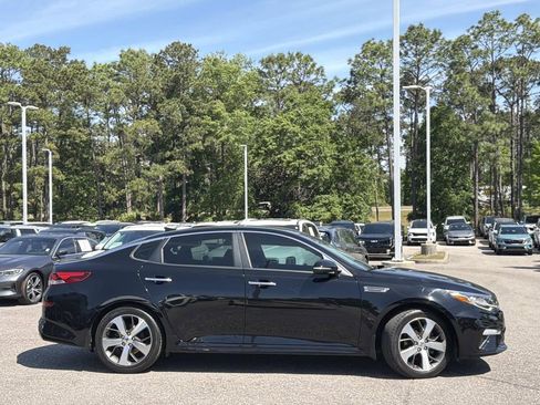 Used 2020 Kia Optima S image 3