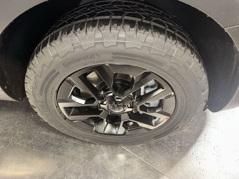 Certified 2025 Kia Telluride AWD image 14