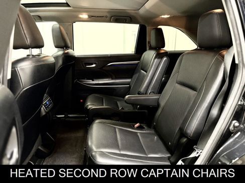 Used 2015 Toyota Highlander Limited Platinum AWD/4WD image 18