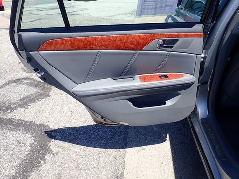 Used 2006 Toyota Avalon Limited FWD image 14