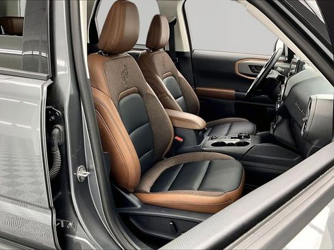 Used 2025 Ford Bronco Sport Outer Banks w/ Outer Banks Tech Package+ image 7