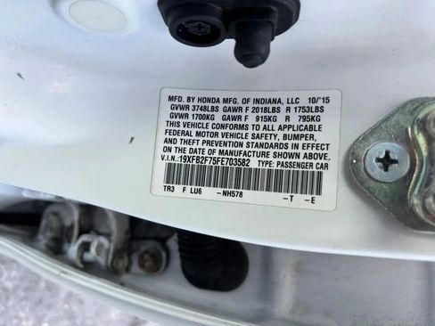 Used 2015 Honda Civic SE image 23