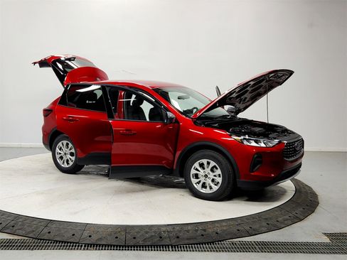 New 2026 Ford Escape Active w/ Tech Pack #1 image 9
