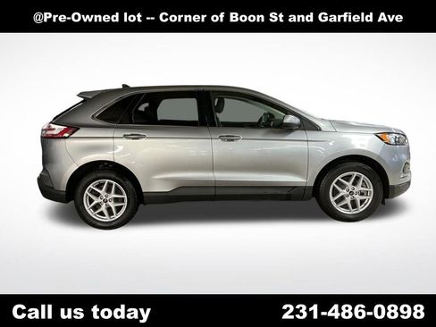Used 2023 Ford Edge SEL image 6