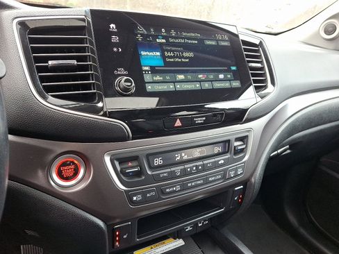 Certified 2022 Honda Pilot Special Edition image 23