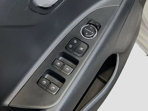 Used 2023 Kia Rio LX FWD image 17