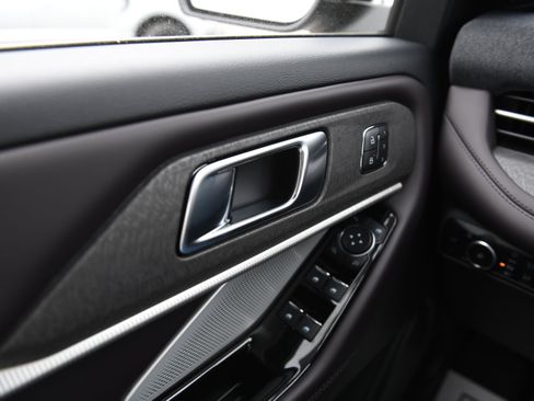 New 2026 Ford Explorer Platinum RWD image 26