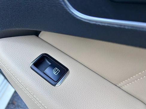 Used 2012 Mercedes-Benz E 350 Sedan image 67
