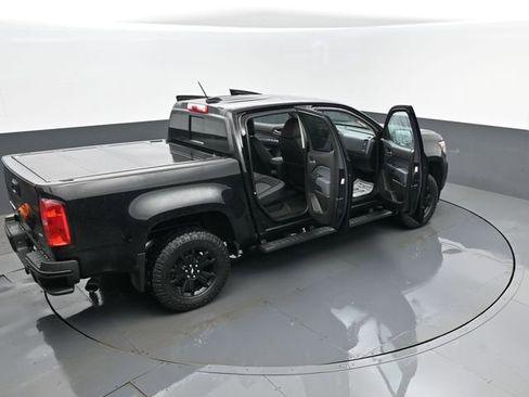 Used 2021 Chevrolet Colorado Z71 w/ Z71 Midnight Edition AWD/4WD image 29
