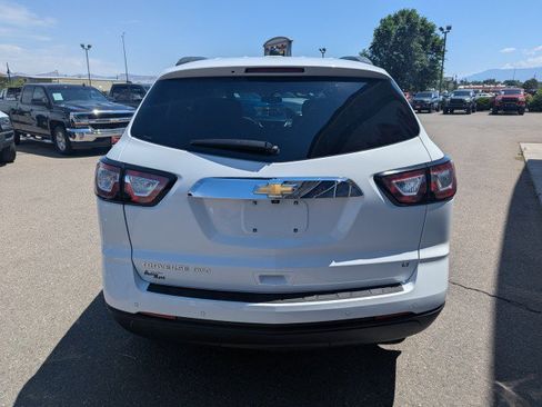 Used 2017 Chevrolet Traverse LT AWD/4WD image 5