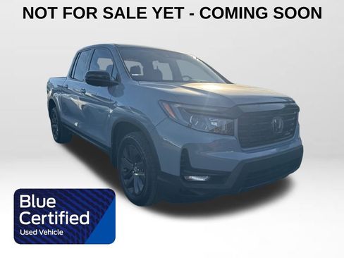 Used 2023 Honda Ridgeline Sport image 1