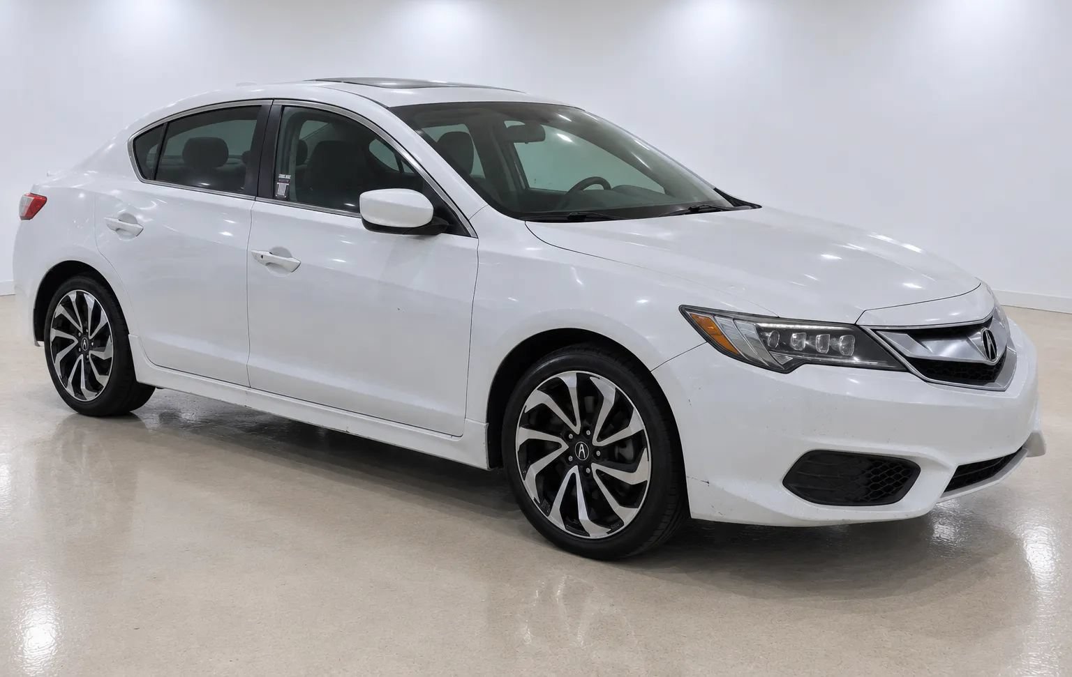 Used 2016 Acura ILX w/ Premium & A-SPEC Package FWD image 5