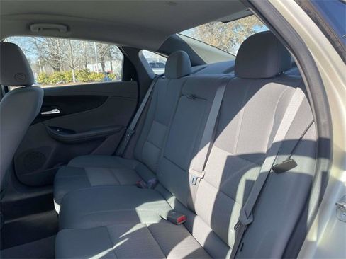 Used 2014 Chevrolet Impala LS image 17