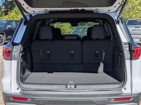 New 2026 GMC Acadia Elevation w/ Elevation Premium Package FWD image 8