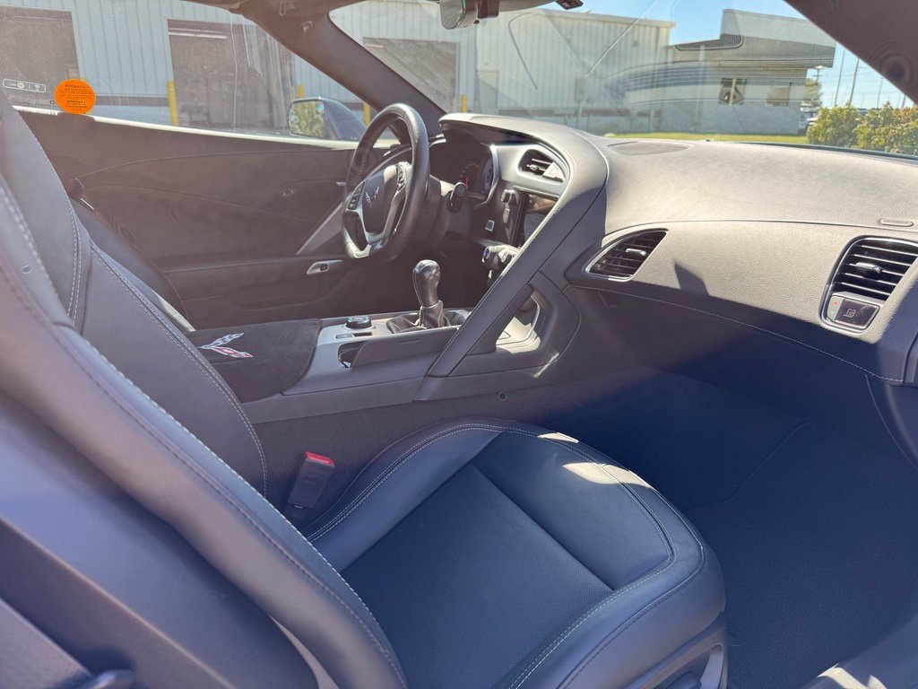 Certified 2019 Chevrolet Corvette Stingray Coupe w/ 1LT RWD image 18