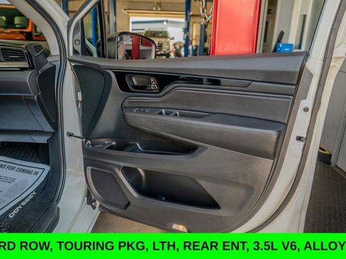 Used 2024 Honda Odyssey Touring image 23