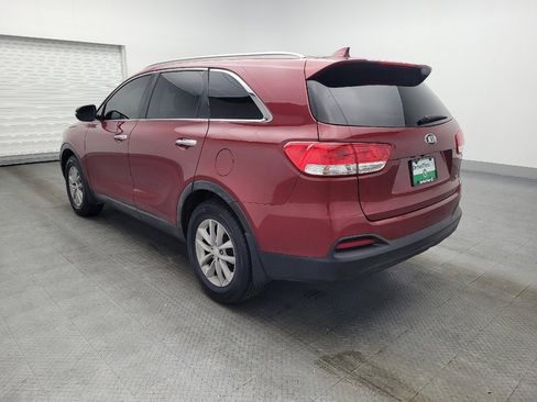 Used 2018 Kia Sorento LX image 5