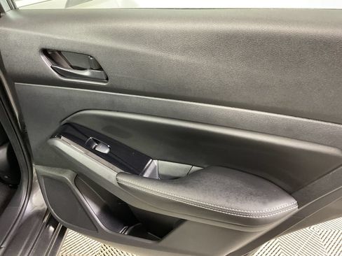 Used 2023 Nissan Altima 2.5 SV w/ SV Premium Package FWD image 22