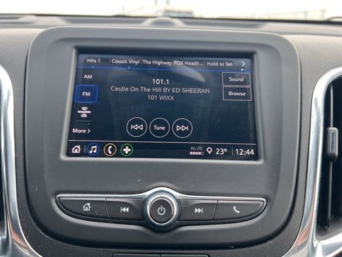 Used 2024 Chevrolet Equinox LT image 11