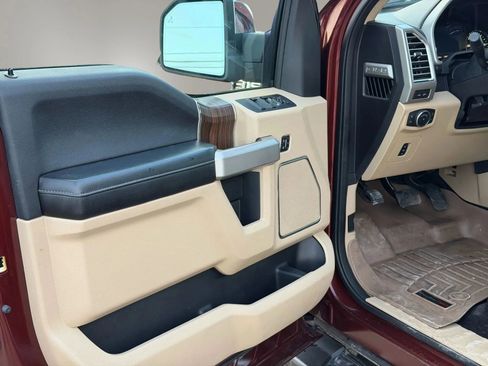 Used 2015 Ford F150 Lariat AWD/4WD image 12