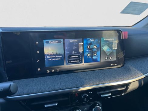 New 2026 Nissan Kicks S image 20