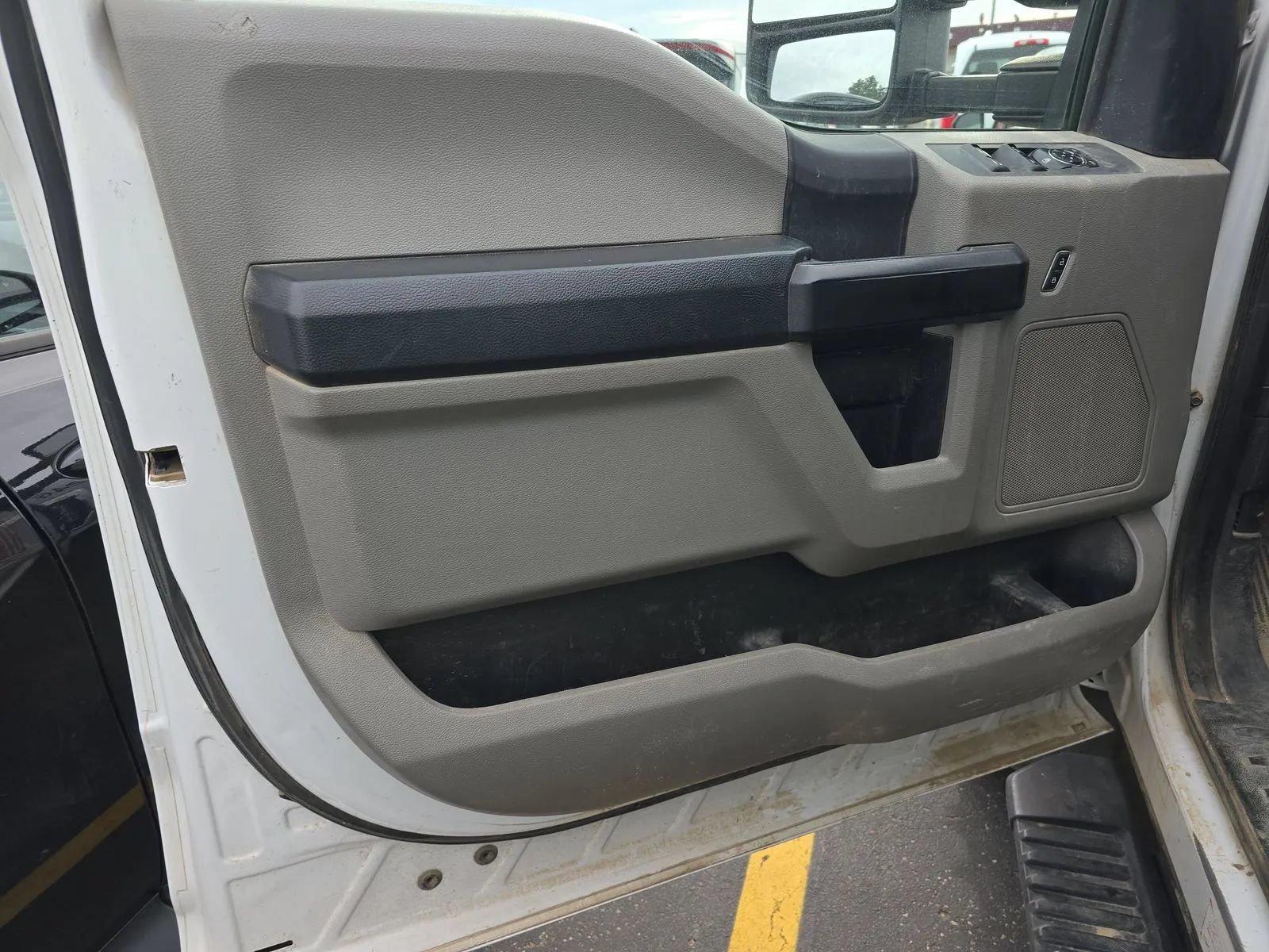 Used 2019 Ford F450 XL w/ Power Equipment Group AWD/4WD image 10