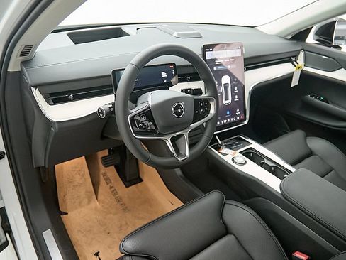 New 2026 Volvo EX90 Ultra AWD/4WD image 12