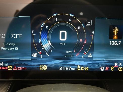 Used 2025 Chevrolet Equinox LT w/ Safety and Technology Package FWD image 10