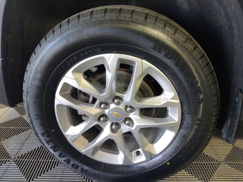 Used 2019 Chevrolet Traverse LS FWD image 31
