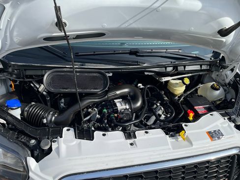 Used 2024 Ford Transit 250 Low Roof w/ Exterior Upgrade Package image 15