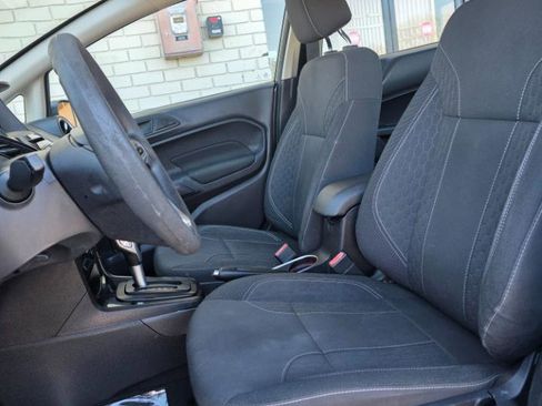 Used 2017 Ford Fiesta SE w/ Equipment Group 201A FWD image 9