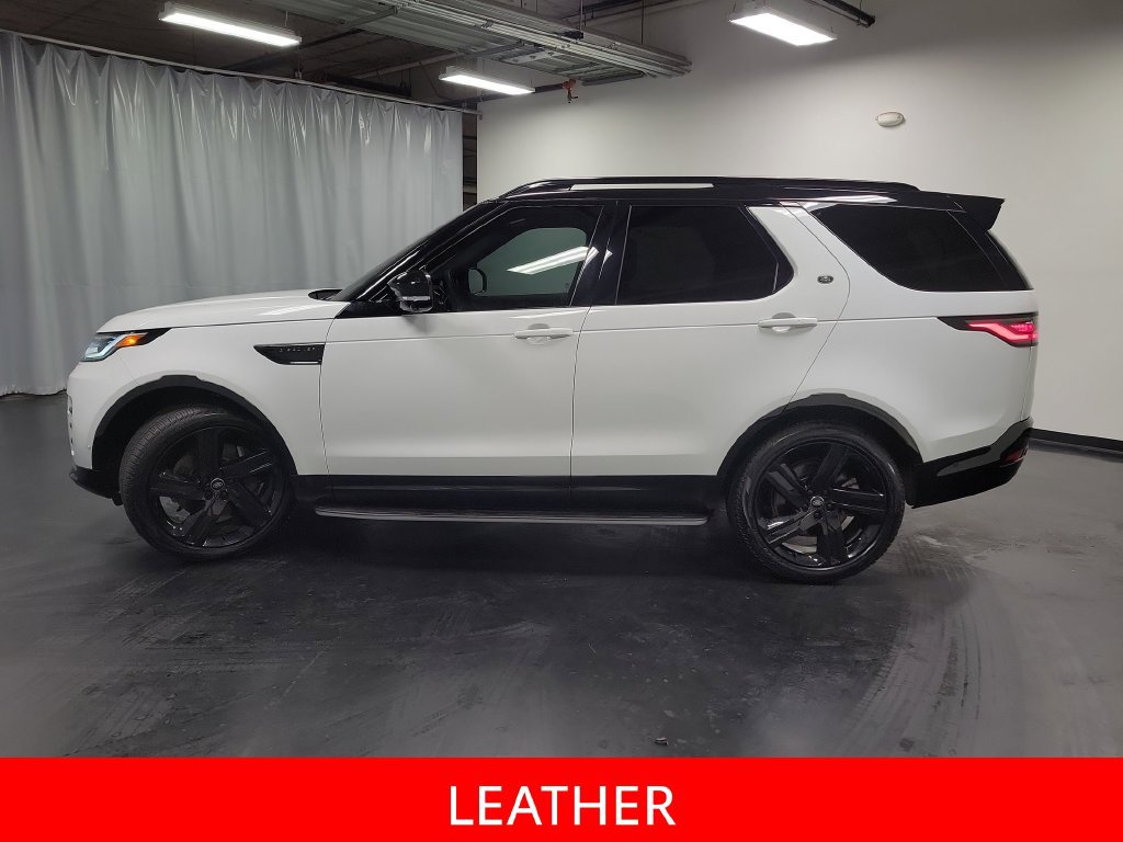 Used 2025 Land Rover Discovery Dynamic SE AWD/4WD image 5