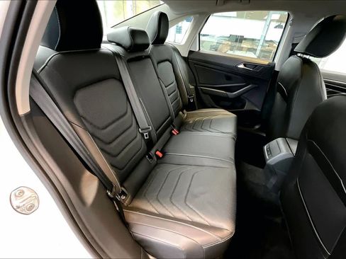 Used 2022 Volkswagen Jetta SEL image 19