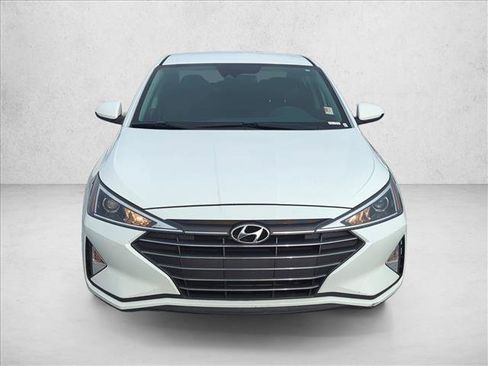 Used 2019 Hyundai Elantra SEL w/ Cargo Package FWD image 2