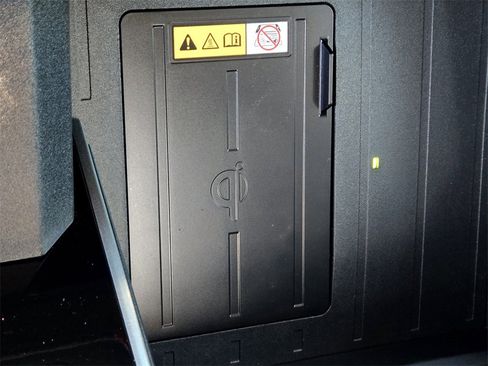 Used 2024 Toyota Tundra Limited image 20