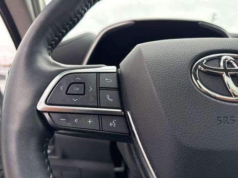 Used 2021 Toyota Highlander Platinum AWD/4WD image 21
