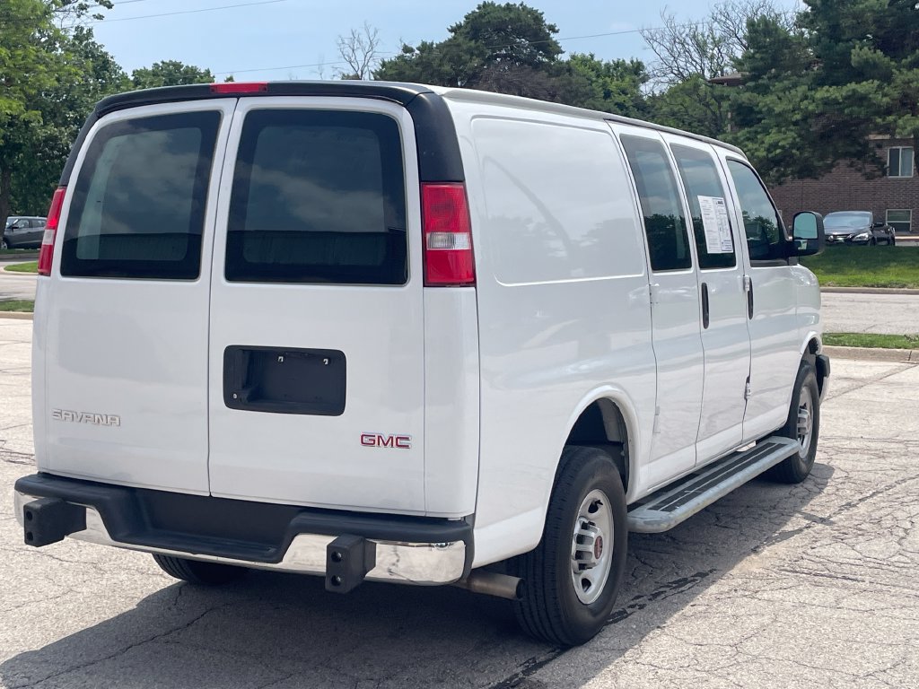 Used 2024 GMC Savana 2500 w/ Driver Convenience Package RWD image 5