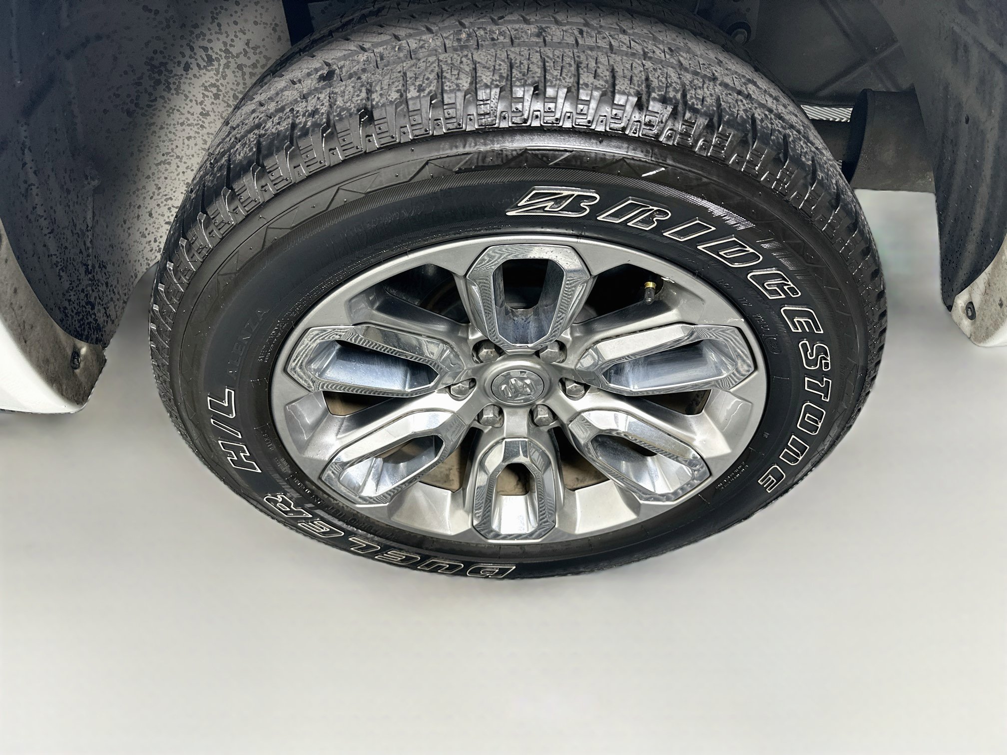 Used 2024 RAM 1500 Laramie RWD image 11