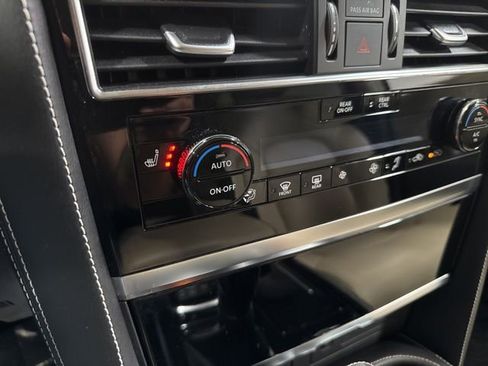 Used 2024 INFINITI QX80 Premium Select w/ Cargo Package image 8