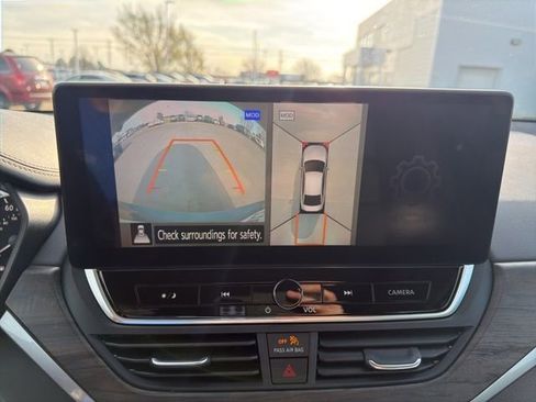 Used 2024 Nissan Altima 2.5 SL image 24