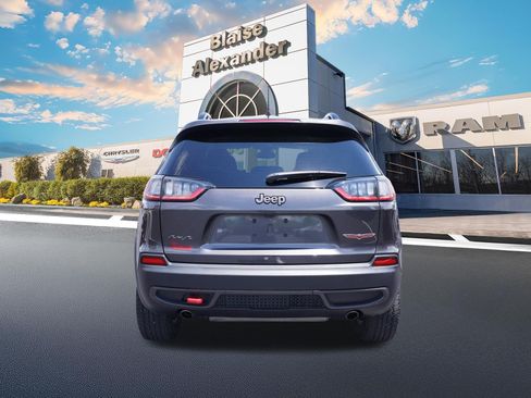Used 2022 Jeep Cherokee Trailhawk w/ Sound & Nav Group AWD/4WD image 6