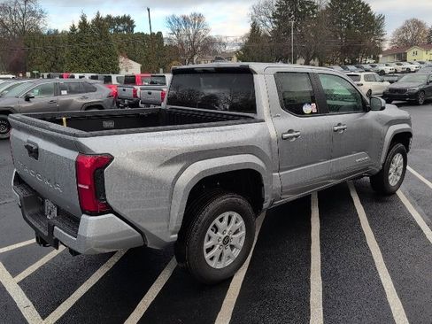 New 2025 Toyota Tacoma SR5 image 3