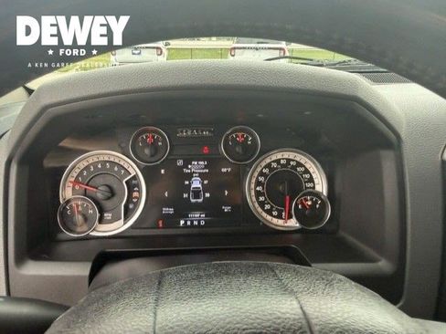 Used 2015 RAM 1500 Big Horn AWD/4WD image 15