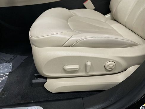 Used 2019 Buick Envision Essence image 22