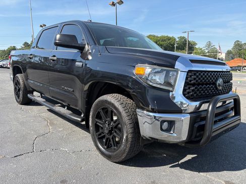 Used 2019 Toyota Tundra SR5 AWD/4WD image 3