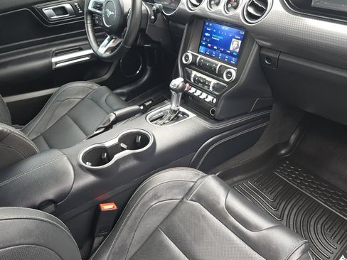 Used 2021 Ford Mustang GT Premium w/ GT Performance Package RWD image 15
